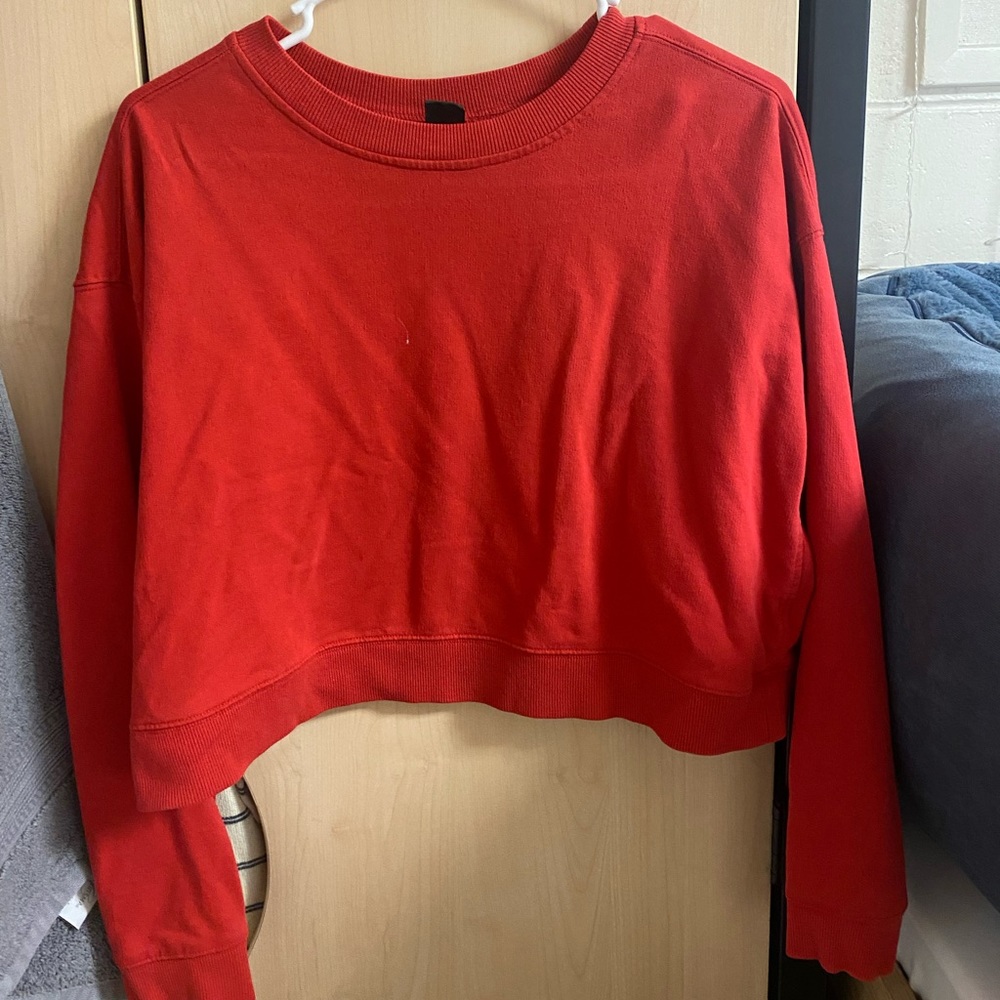 Cropped long sleeve